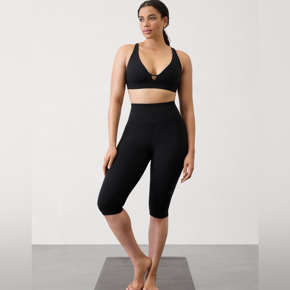 NWT-Athleta Black Solace Keyhole Bra, Large A-C - Picture 5 of 8